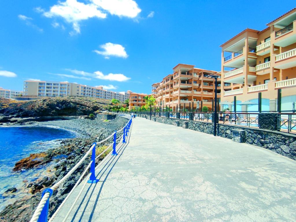 El Nautico Suites